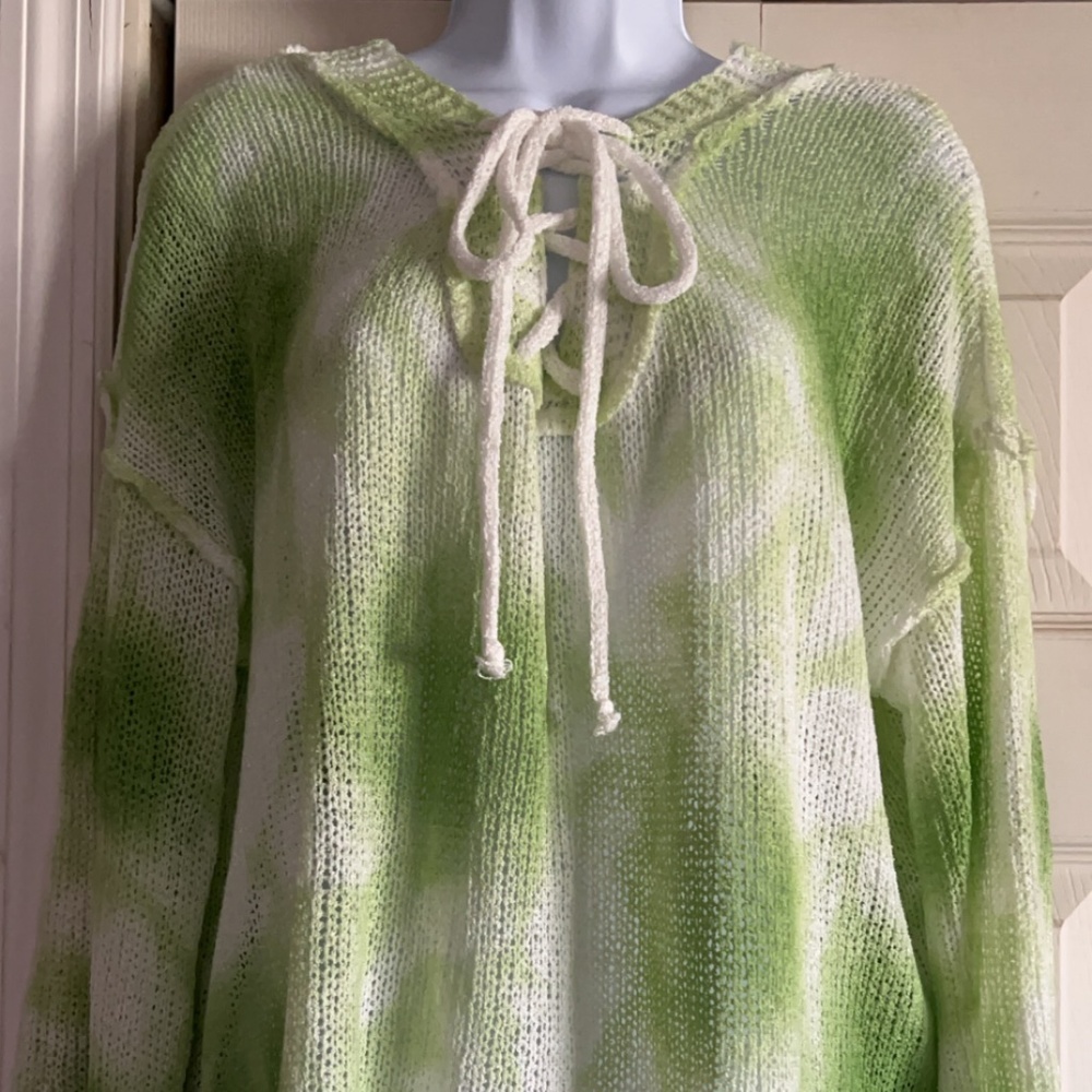 POL Tie-Front Lightweight Green and White Knit Sweater